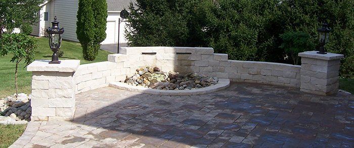 Patios & Outdoor Kitchens