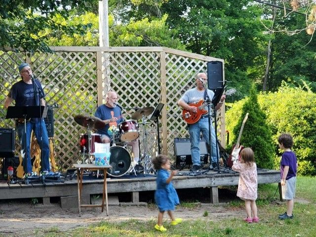 A list of concert dates for the Pinecroft Summer Concert Series (July - September)