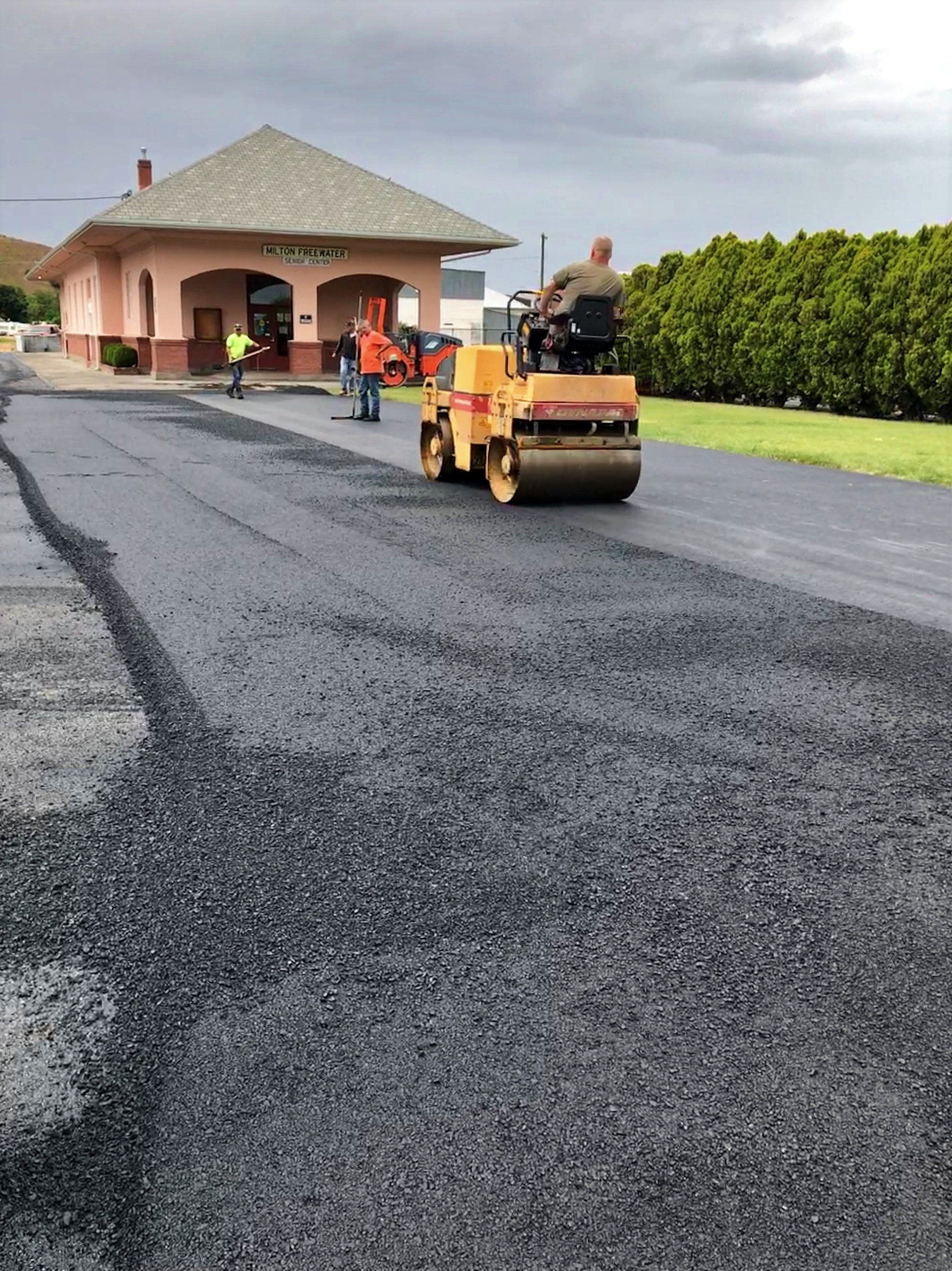 Asphalt Paving Driveways MiltonFreewater, OR