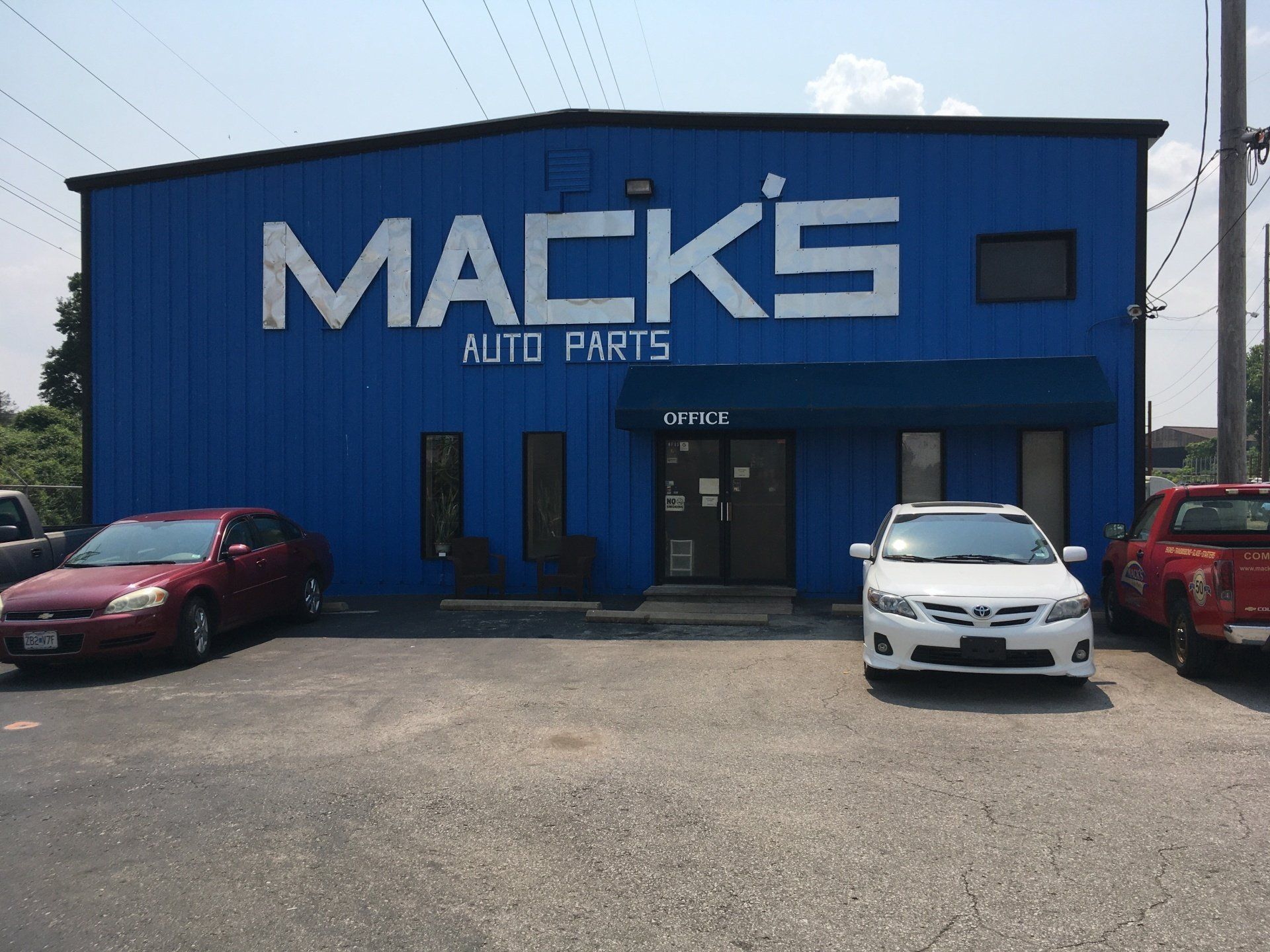 Mack's Auto Parts Automotive Store Saint Louis, MO