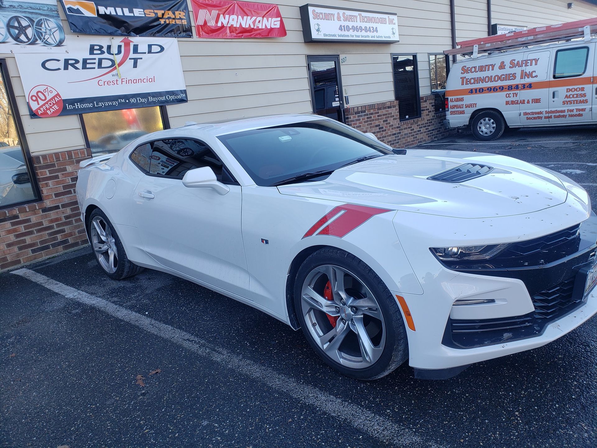 Auto tires and wheels