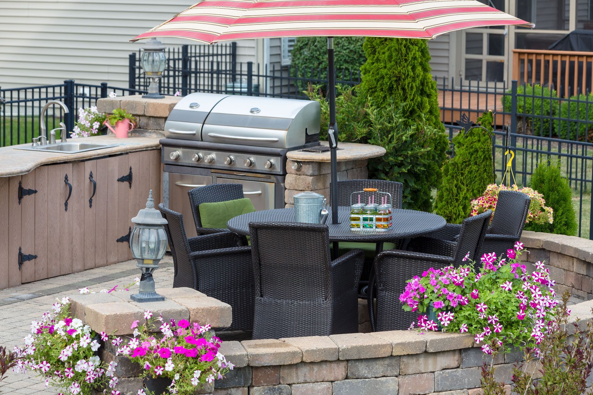 outdoor living contractor
