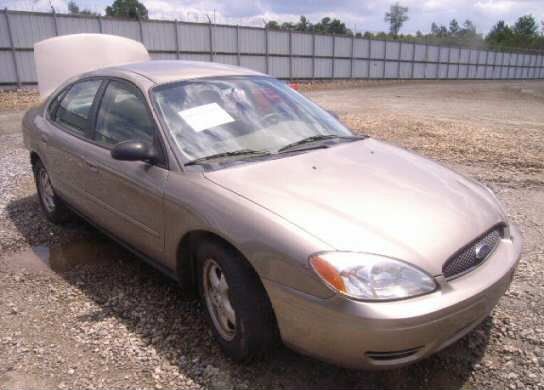 2004 ford taurus pass side front view 09-10-09