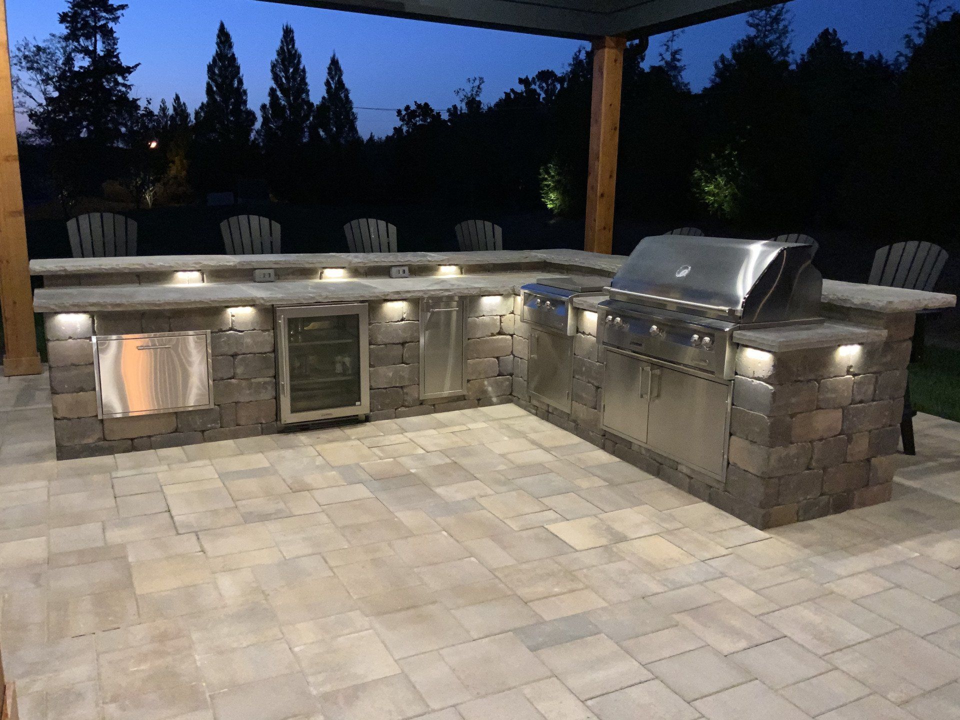 Outdoor kitchen lighting