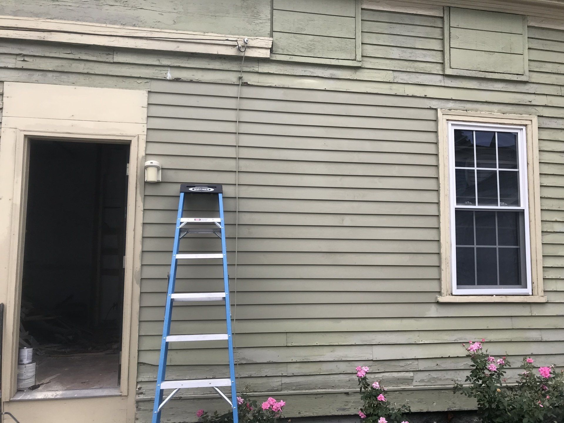 House exterior repair