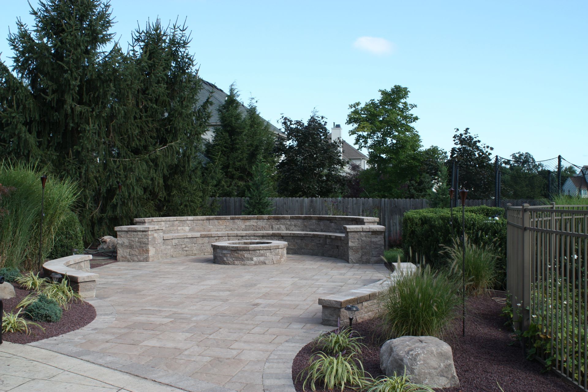 Sitting Walls | Sunset Creations Inc | Skillman, NJ