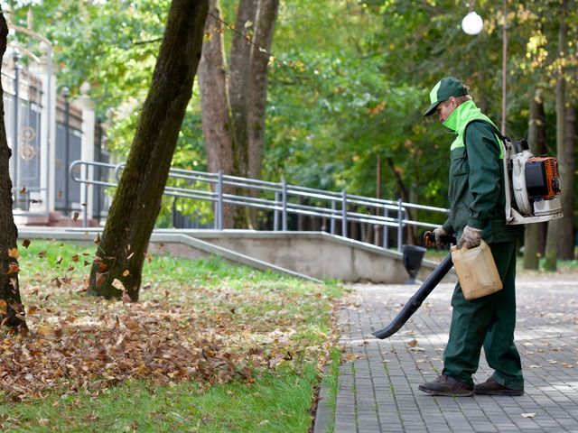 Commercial property cleaning