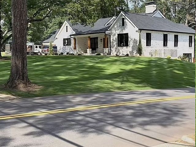 House with a beautiful lawn