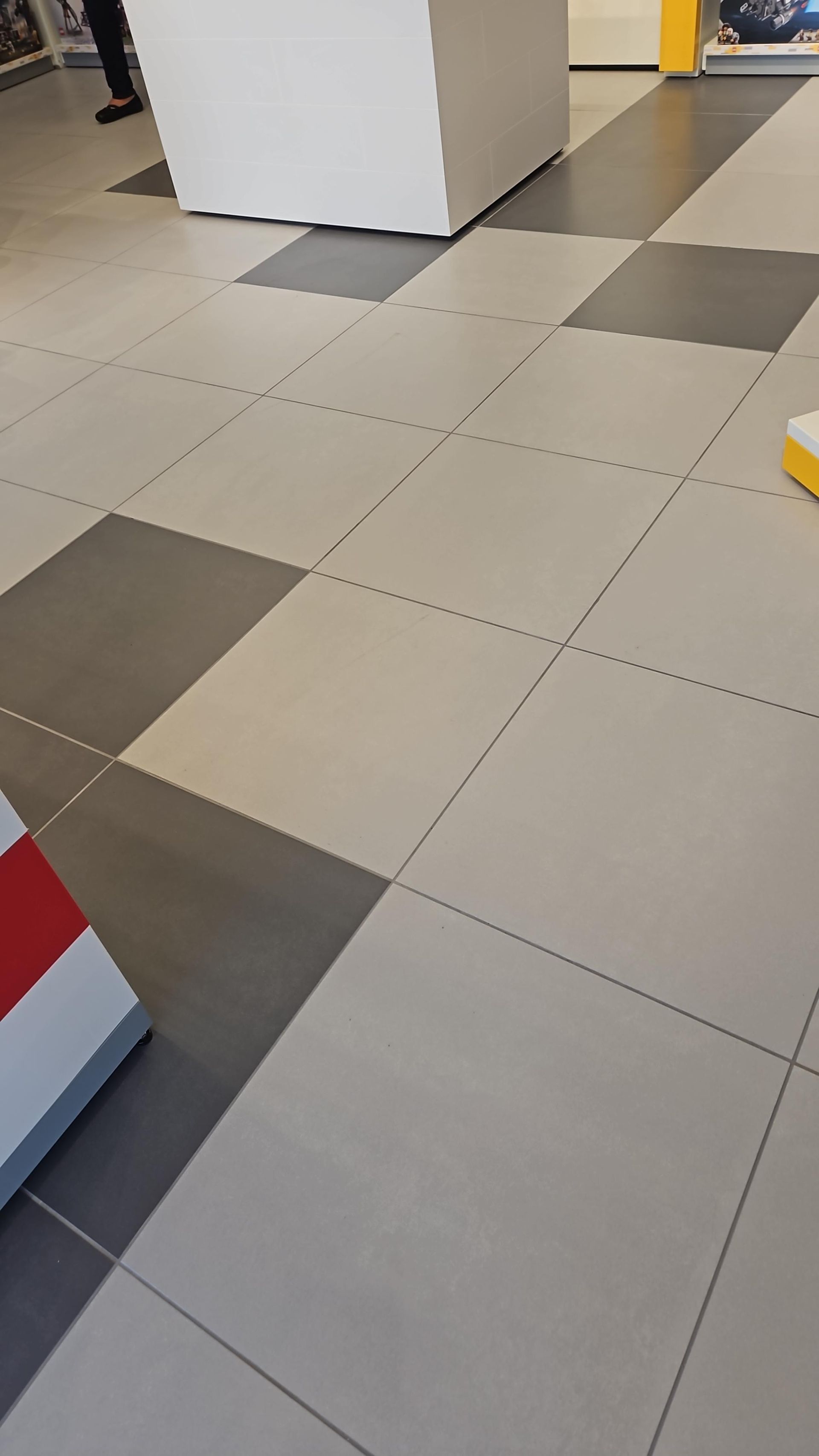 Reagan National Airport flooring installation
