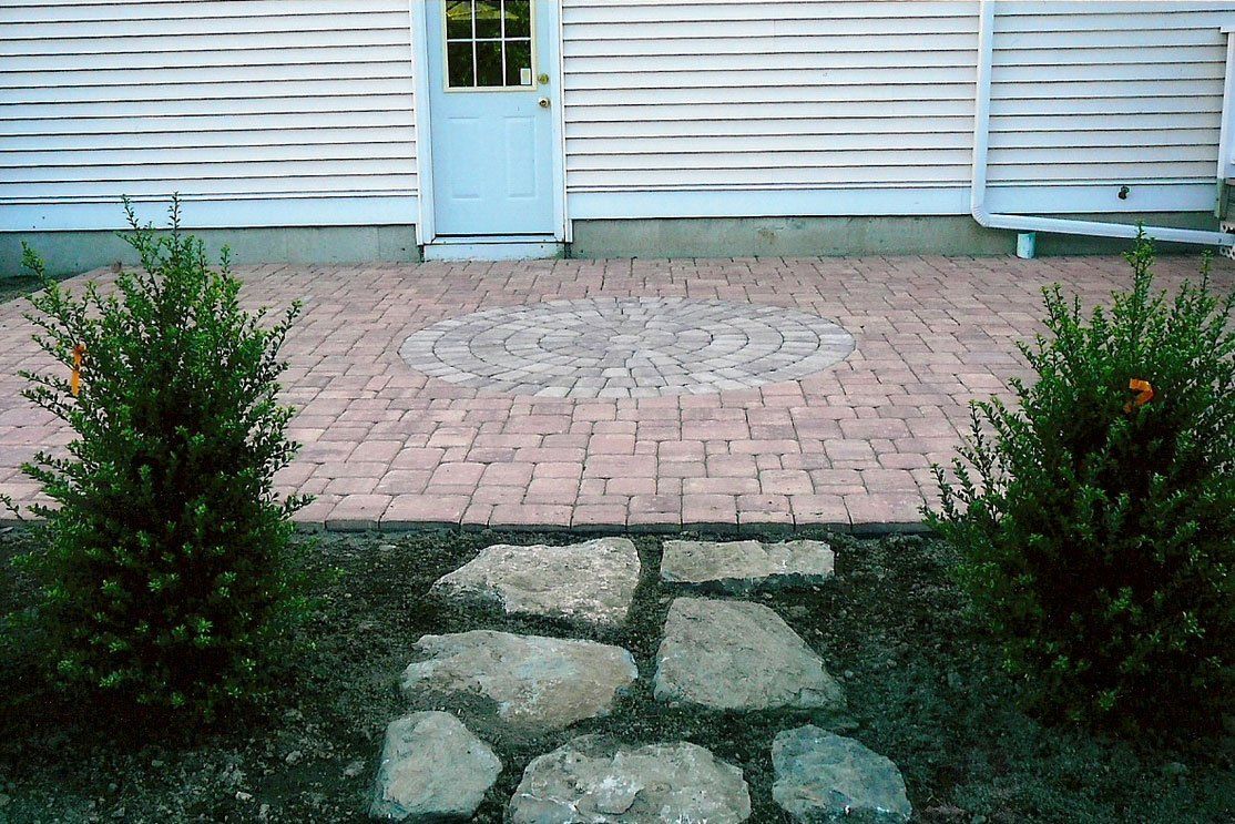 Four Seasons Landscaping image