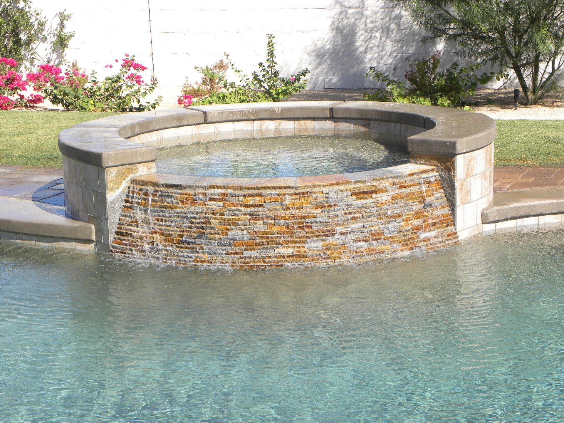 Master Pools & Spas