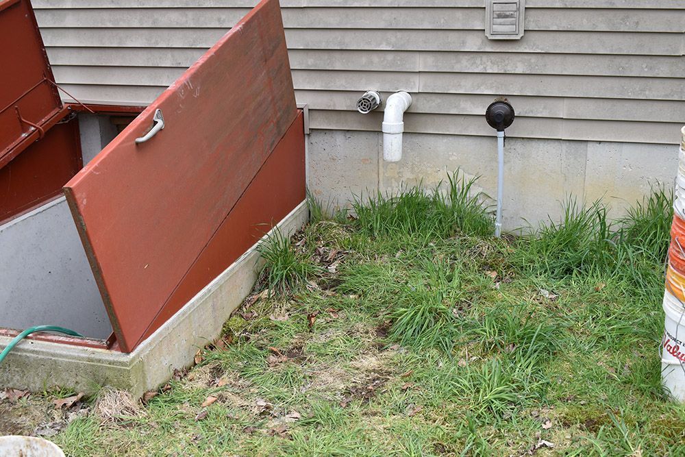 Bulkhead and Precast Stairs | Lisbon, CT