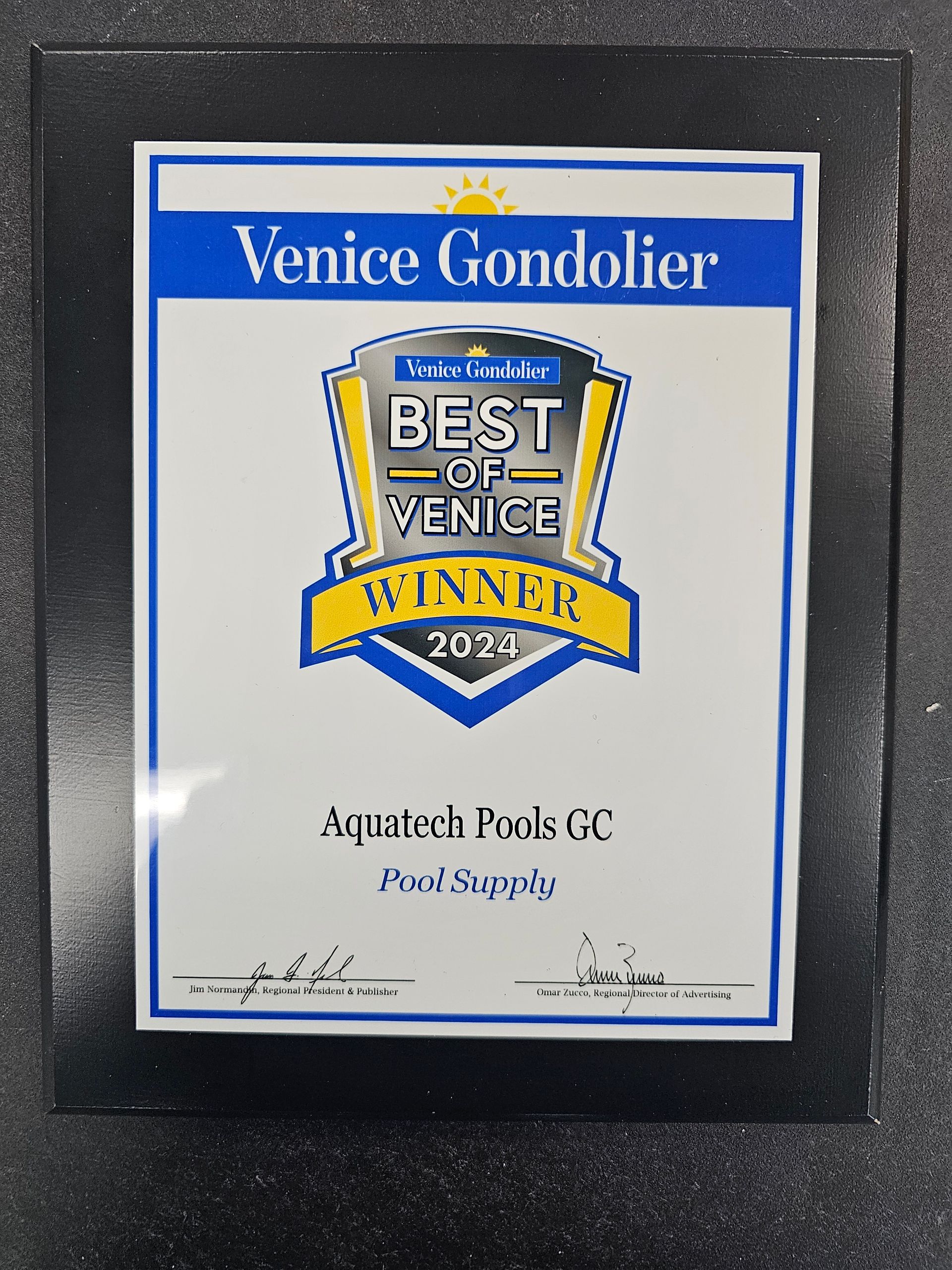 A certificate that says venice gondolier best of venice winner