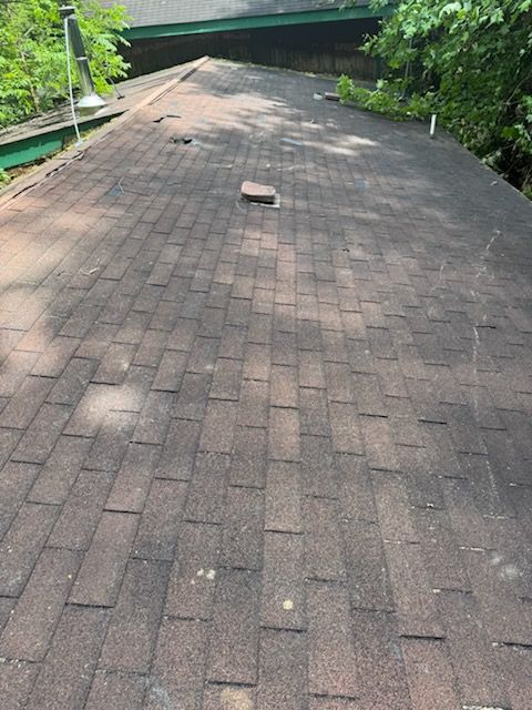 A roof with a lot of shingles on it