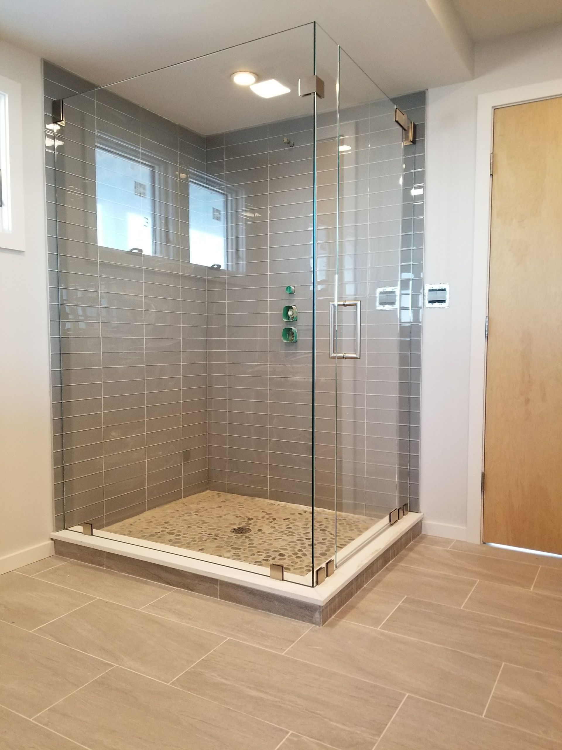 Neo-Angle Showers