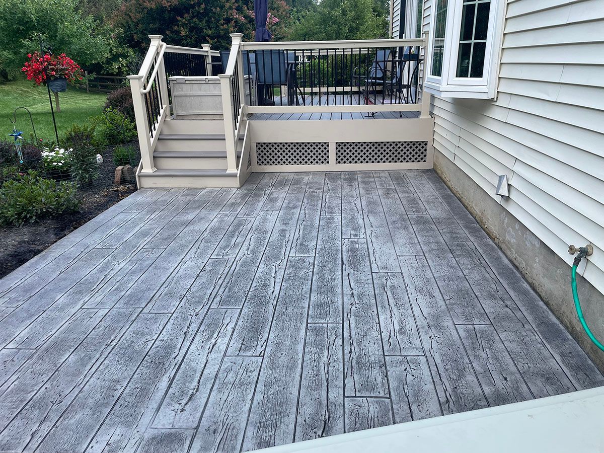 Wood textured concrete