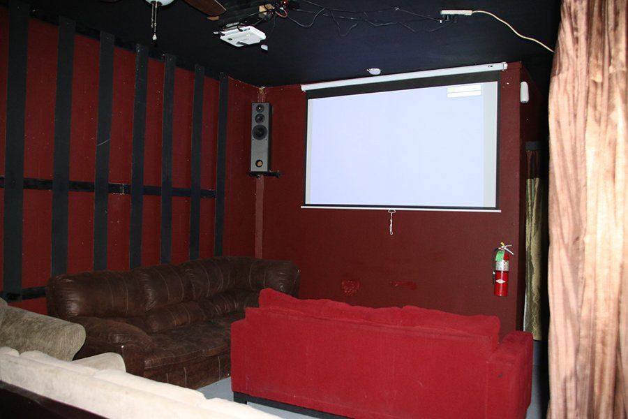 Adult Movie Theatre Biloxi, Mississippi (MS) Adult Movie Theatre Biloxi, Mississippi (MS)