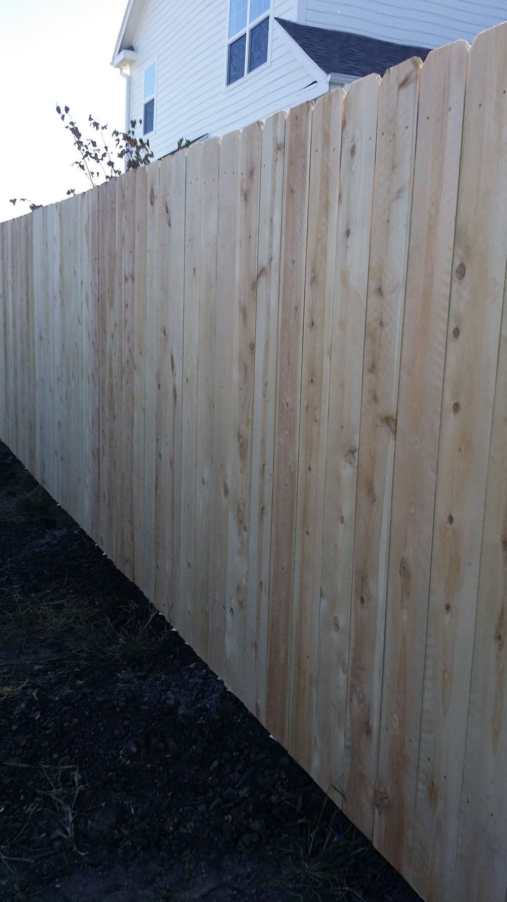 high-quality wood fence contractor