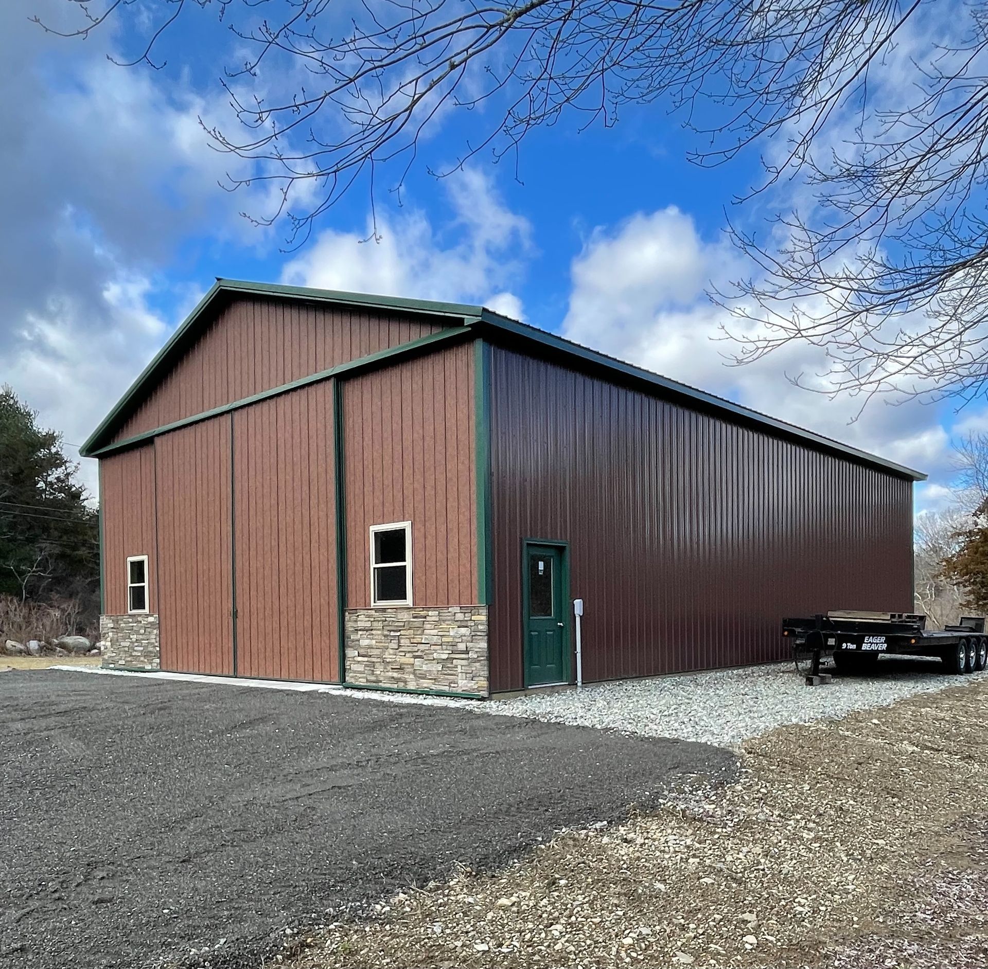 Pole building machine shop