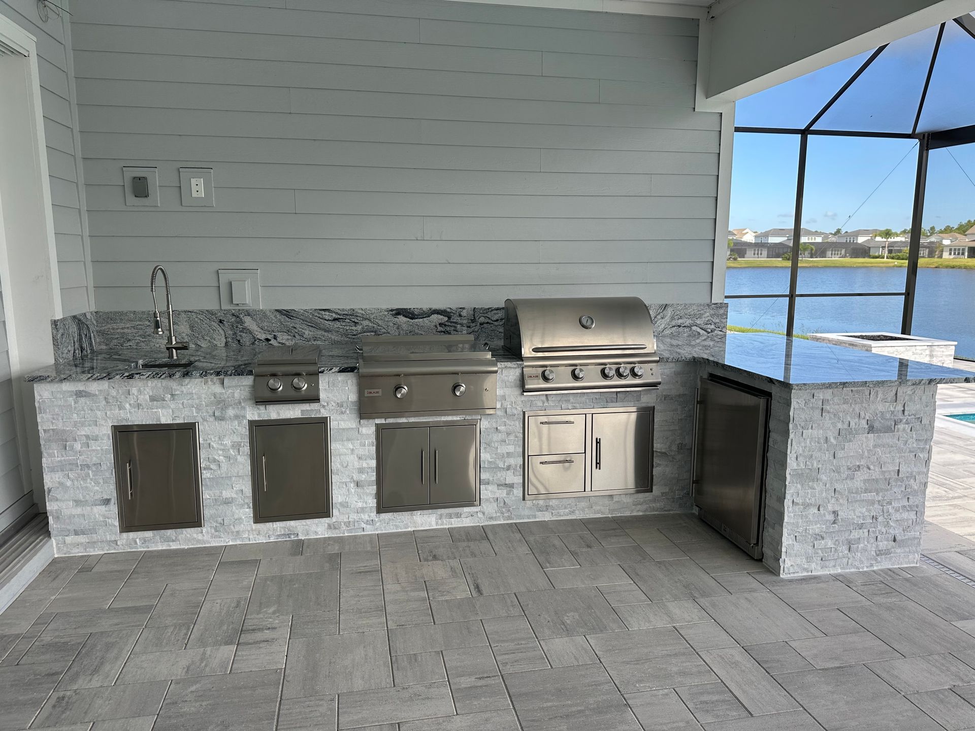 A poolside kitchen