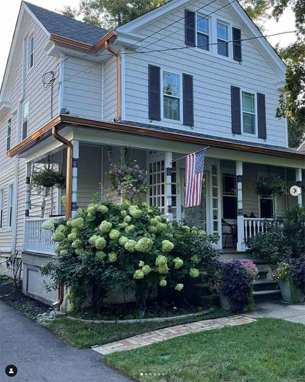 Roofing, siding and gutter services