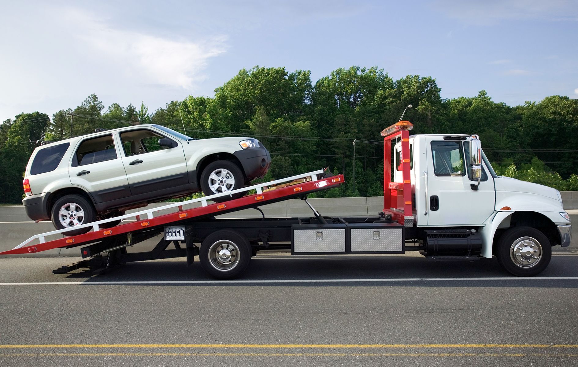 Perryton Tip Top Towing LLC logo