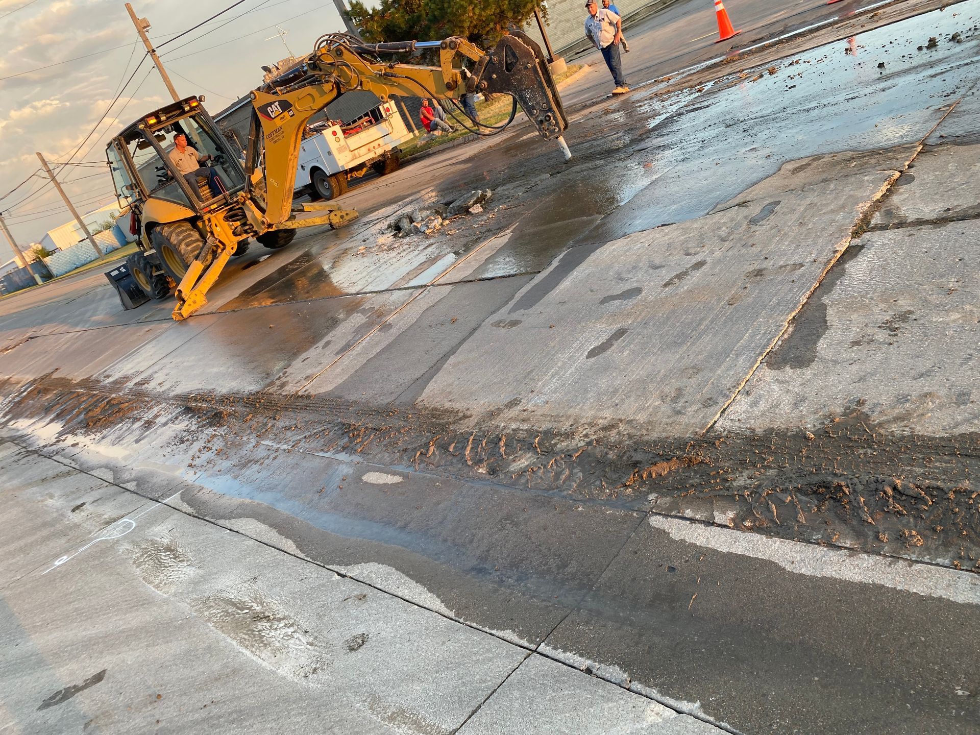 Coffman S R Construction Inc. experts at work