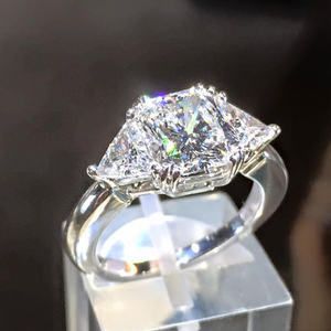 Shiny diamond ring