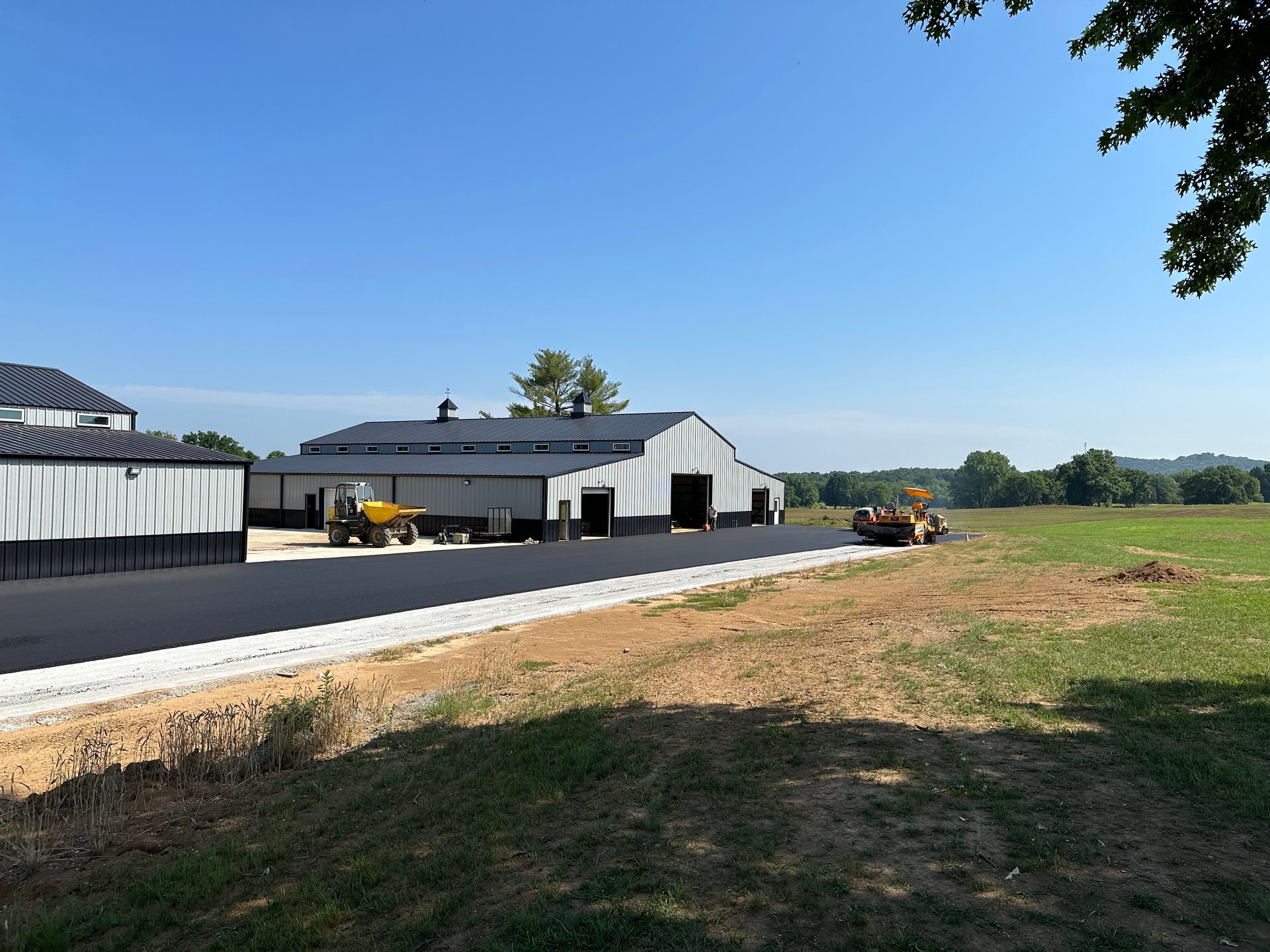 commercial asphalt paving