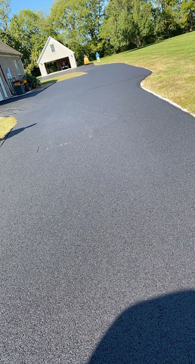 residential asphalt driveway