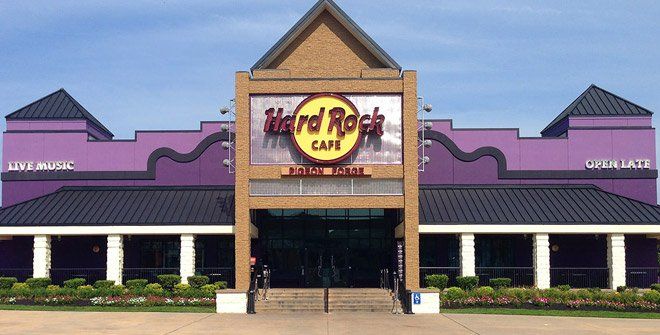 Front view of hard rock cafe