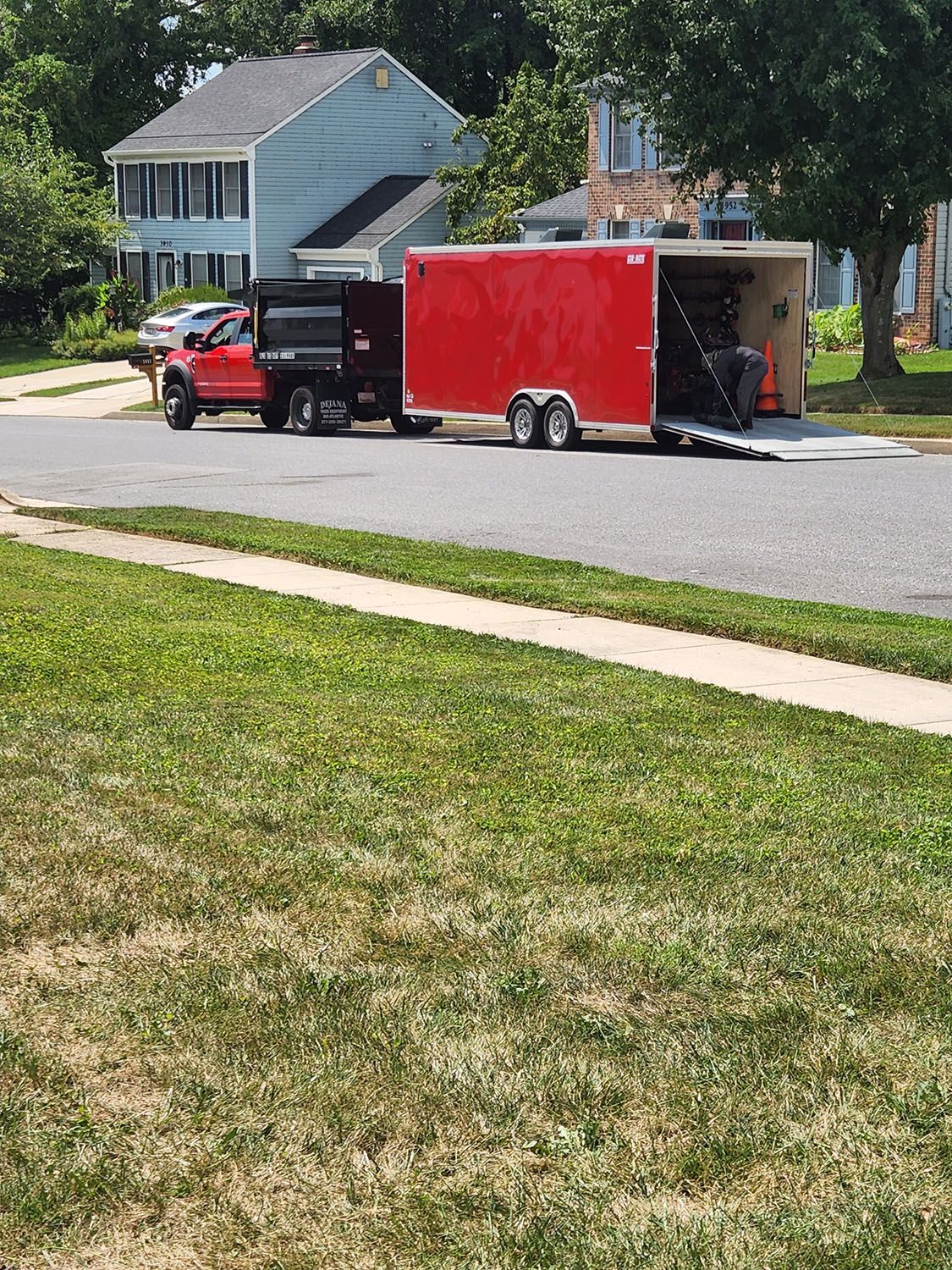 Lawn service truck setting up