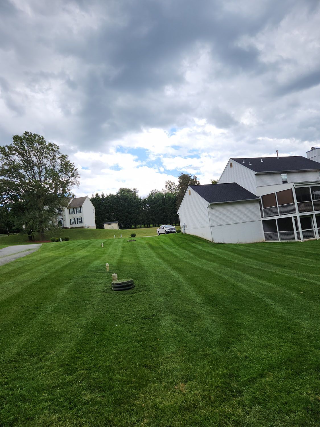 House with a spacious lawn