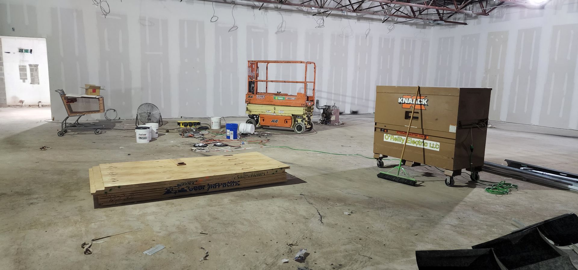 Electrical Installation and Repair Services #97