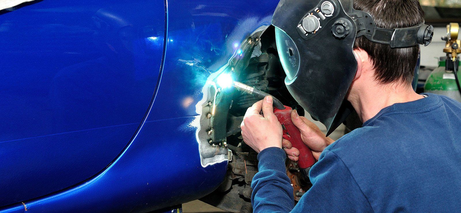 Collision auto body repair