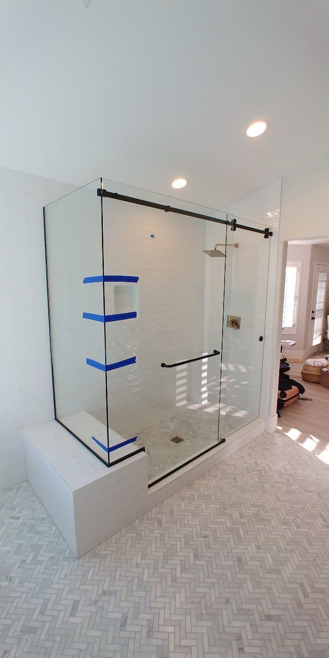 Glass Shower Enclsoure