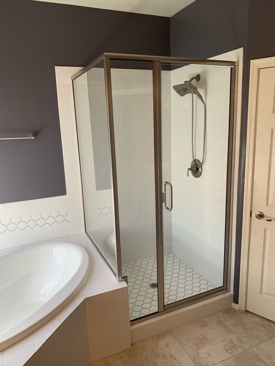 Semi Frameless Shower Enclsoure