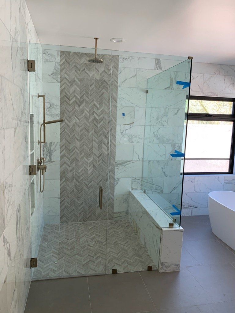 Glass Shower Enclsoure