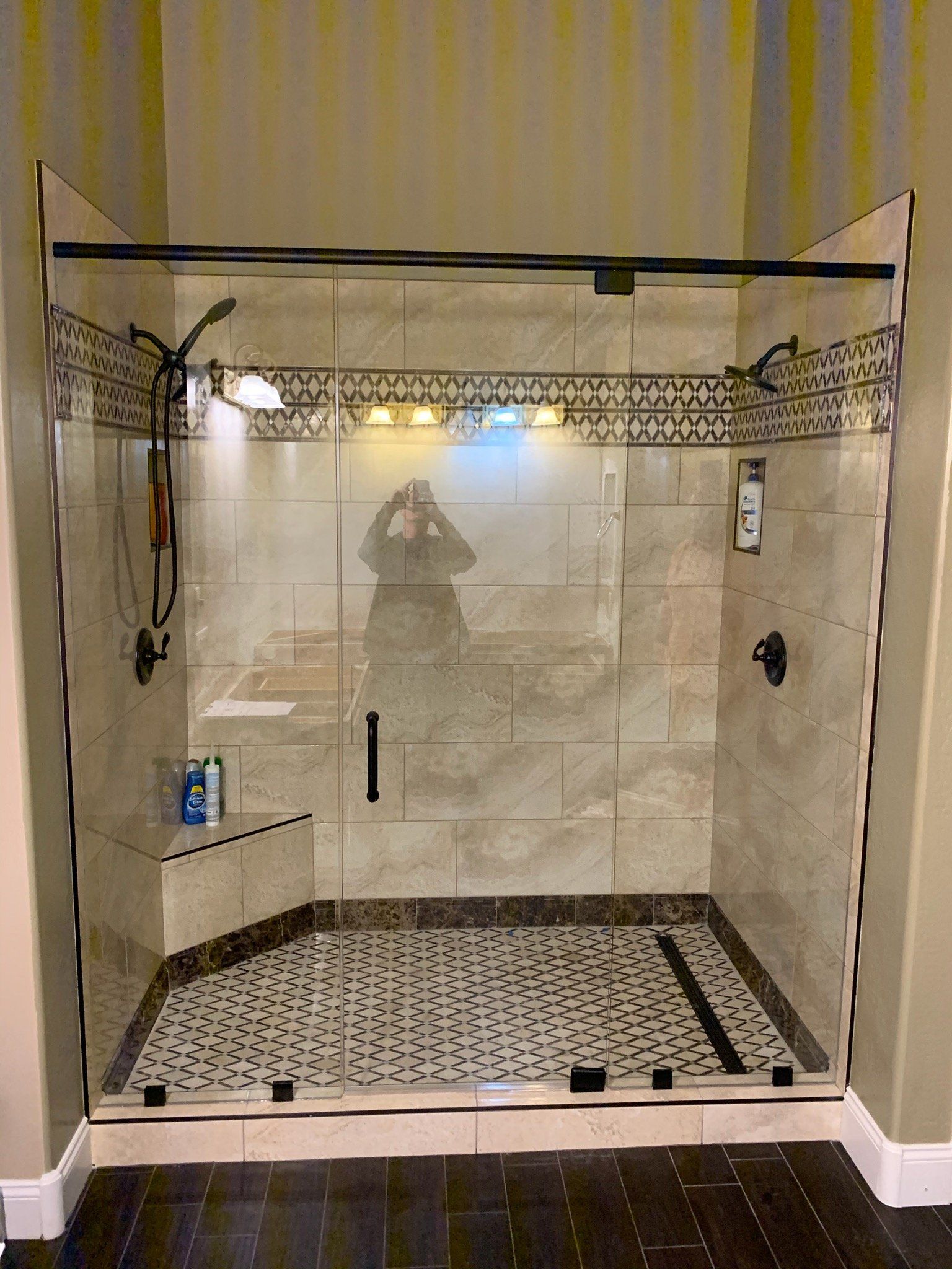 Glass Shower Enclsoure