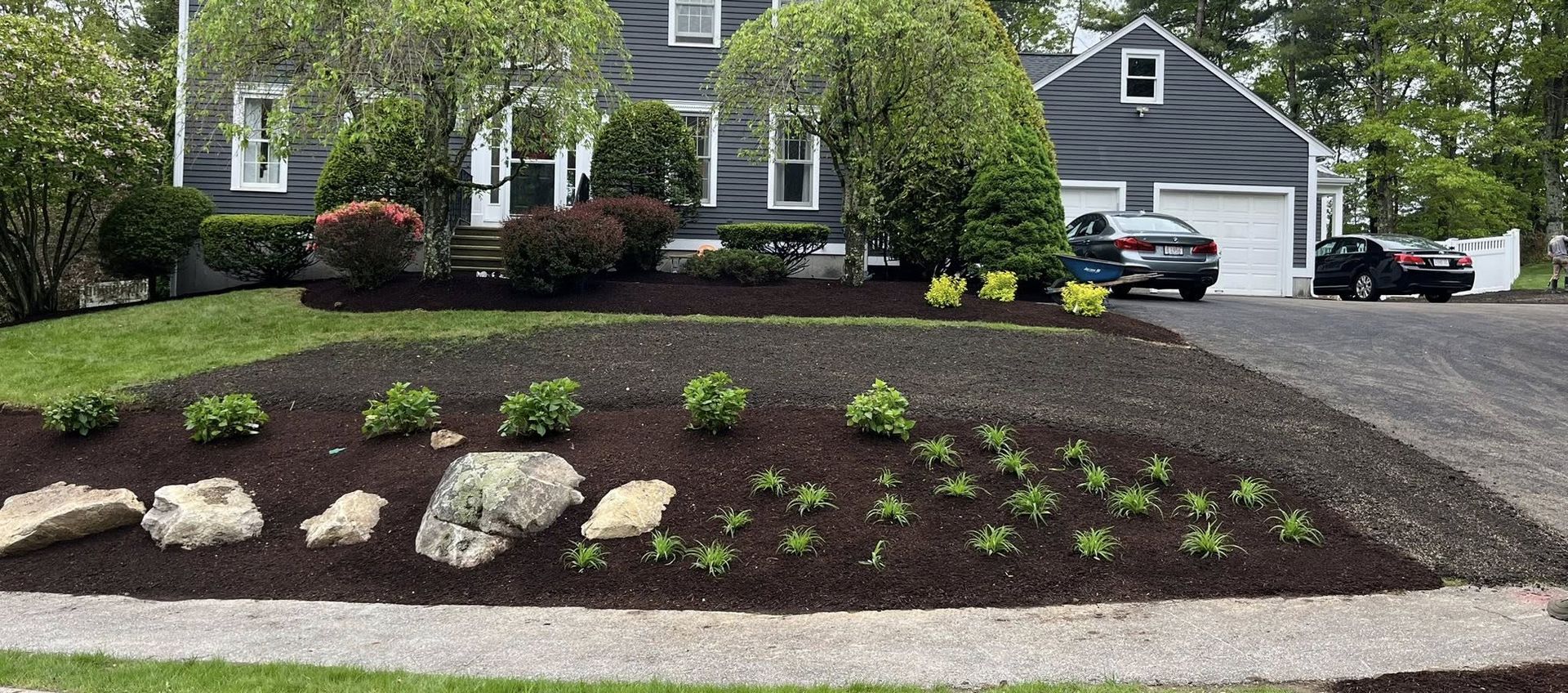 Michael's Mowing & Landscape Inc