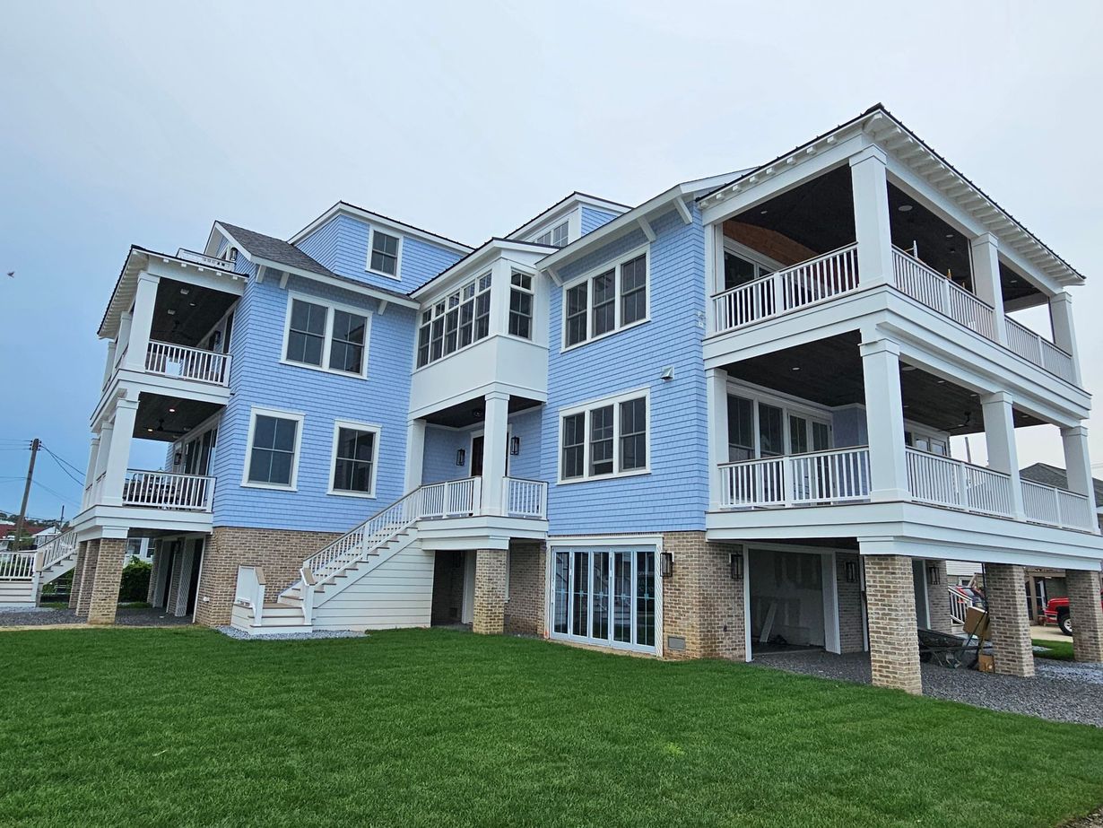 Top Notch Roofing Siding