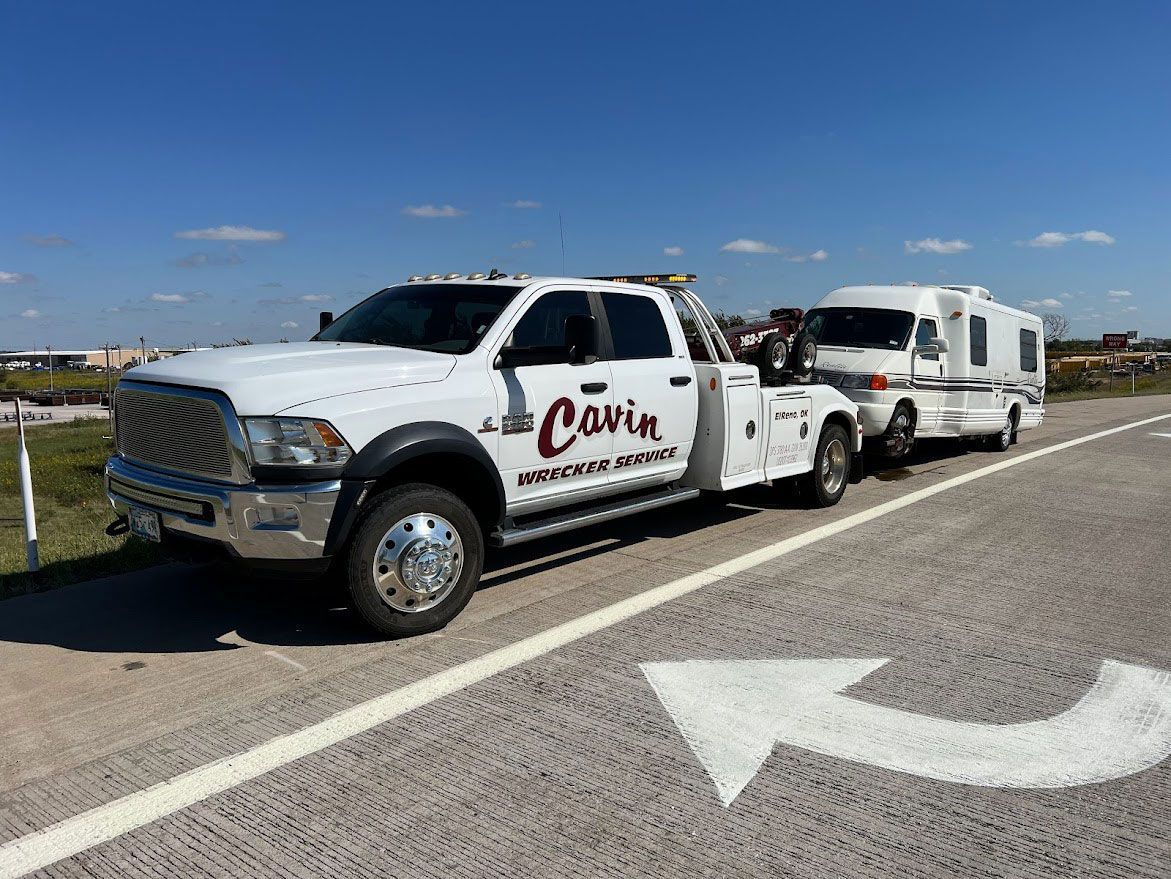 Cavin Wrecker Service logo