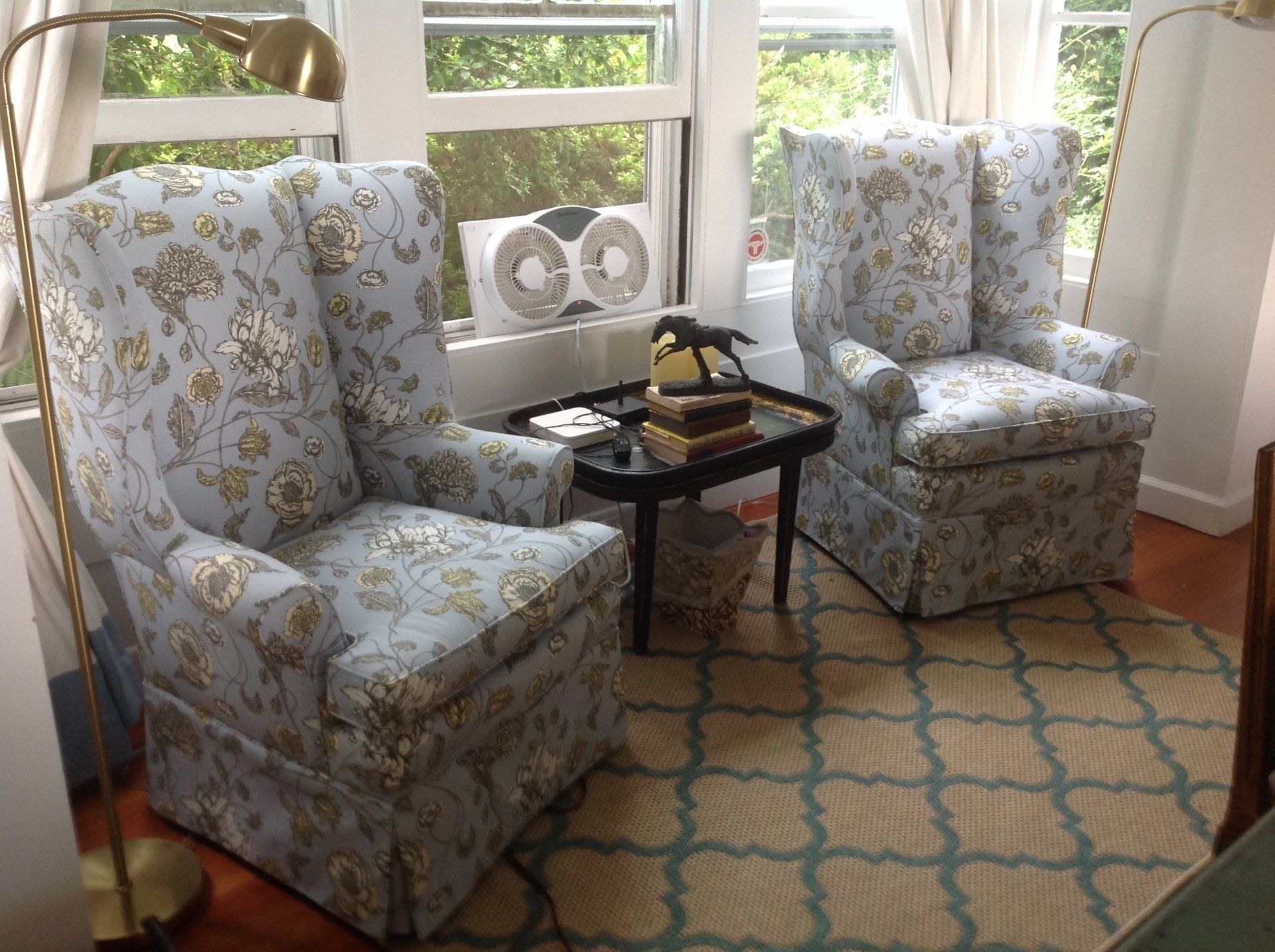 Colorful printed slipcover