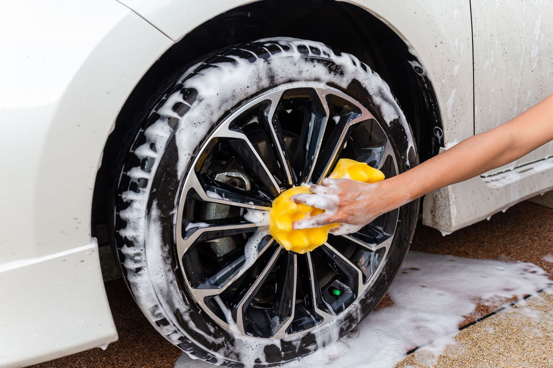 hand wash car station