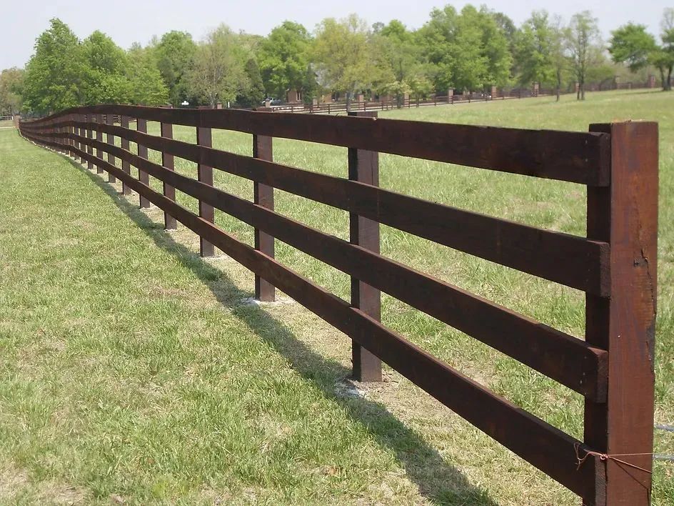 Farm and ranch fence