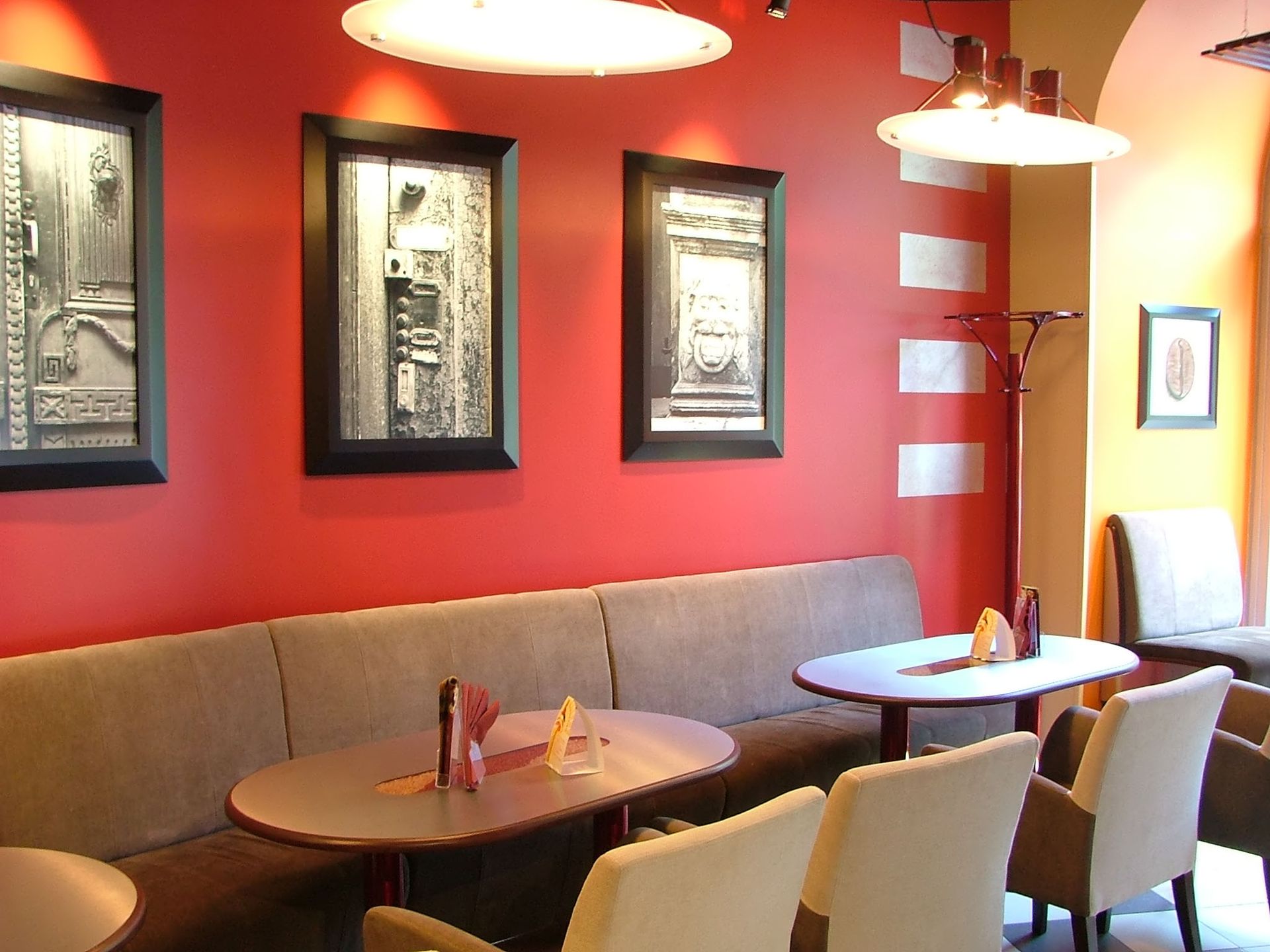 Why Casual Dining Is Still the Go-To Choice for Groups and Families