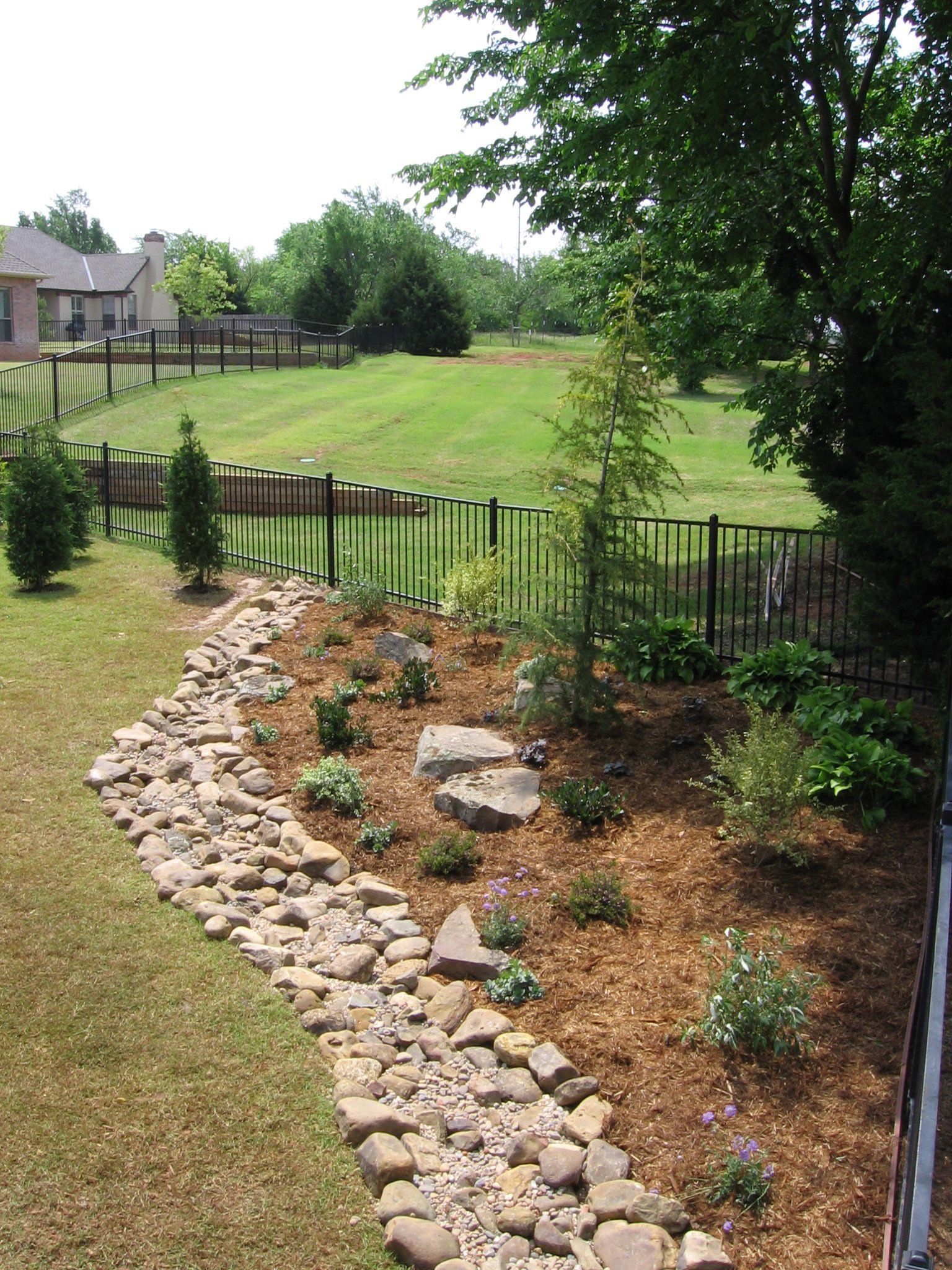Edmond Landscapes & Ground Maintenance Inc image