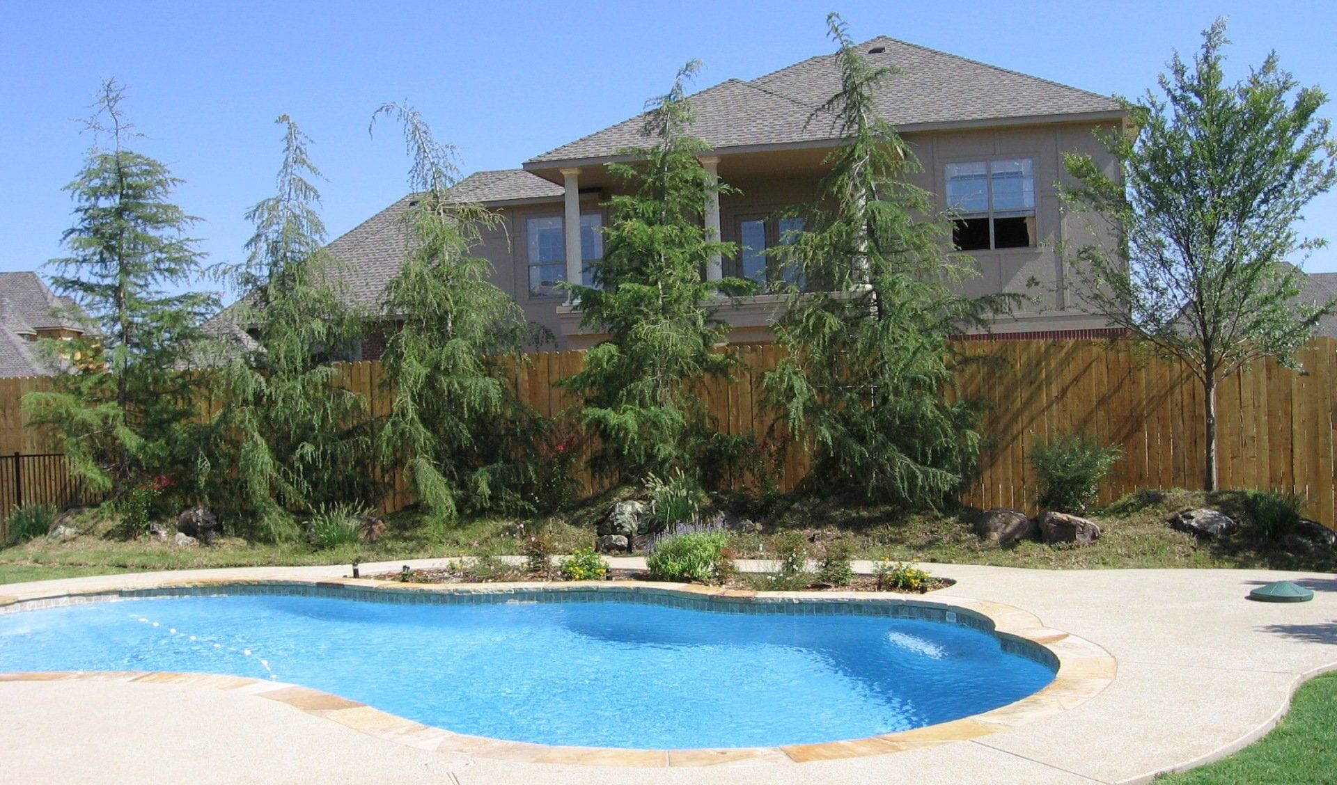 Edmond Landscapes & Ground Maintenance Inc image