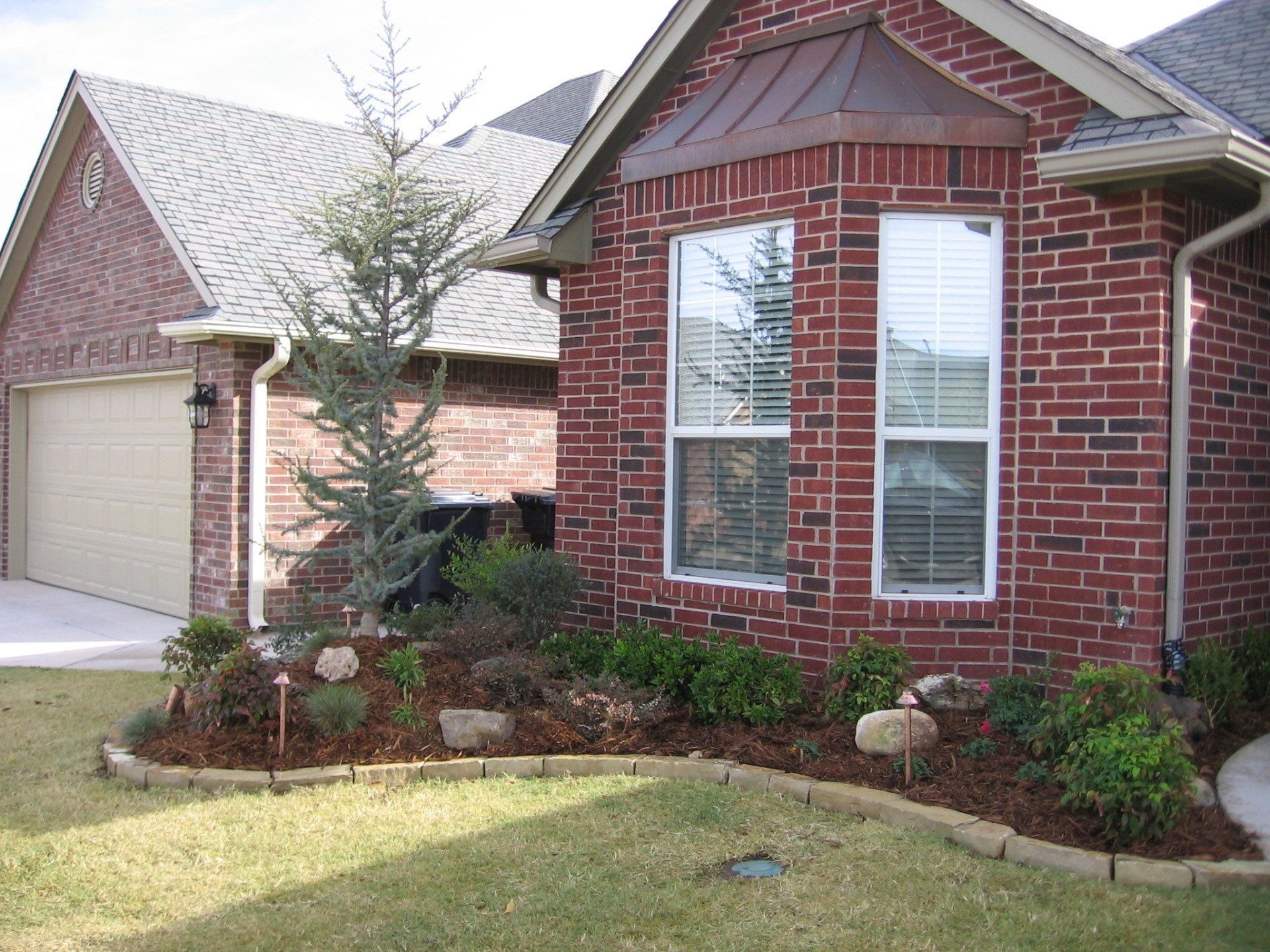 Edmond Landscapes & Ground Maintenance Inc image