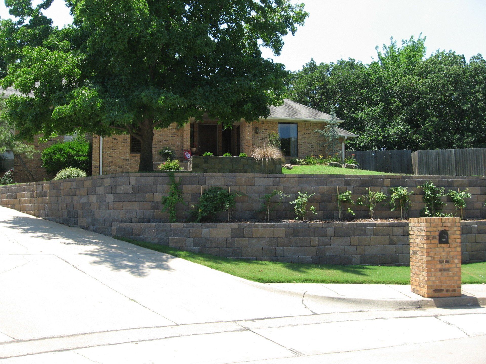 Edmond Landscapes & Ground Maintenance Inc image